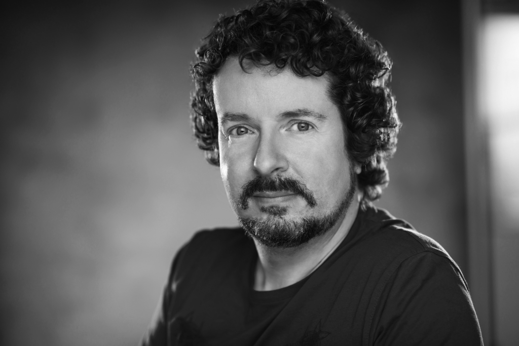 Gareth Knipe. Image 6