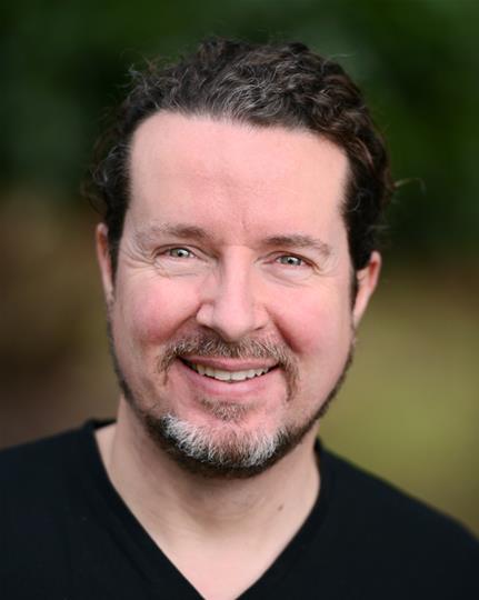 Gareth Knipe. Image 8