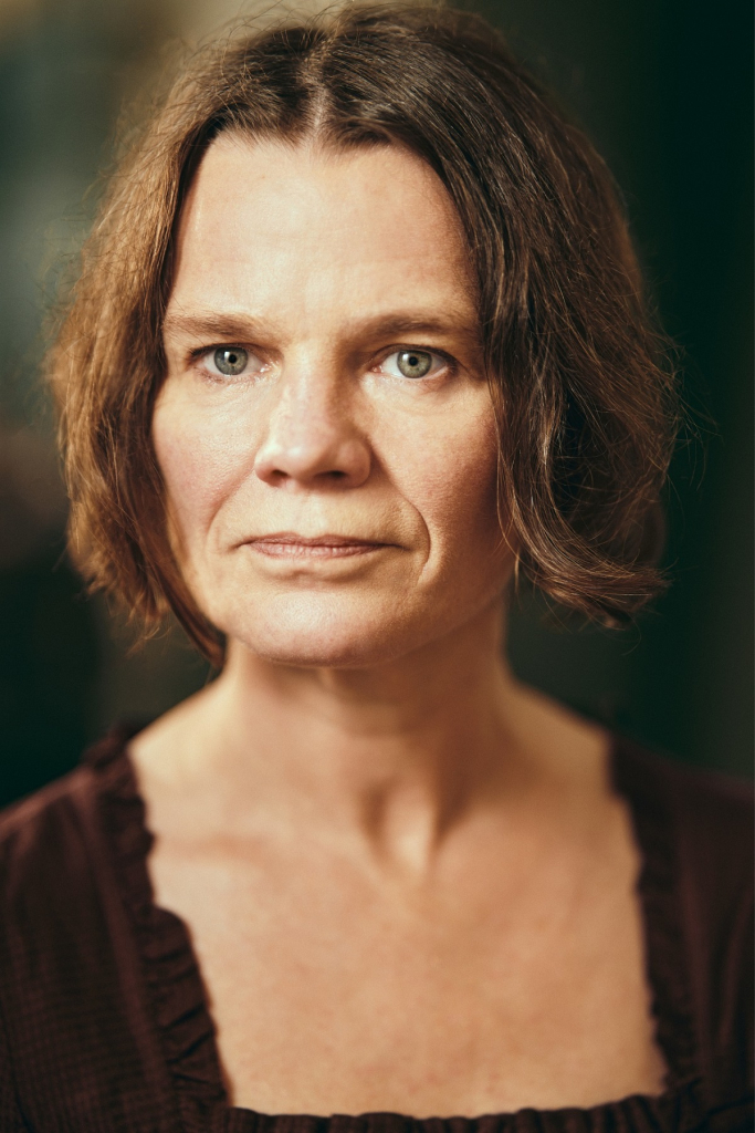 Helen Cooper. Image 2