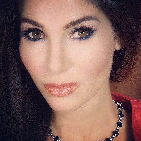 Suzie Demetri-Robertson. Image 1