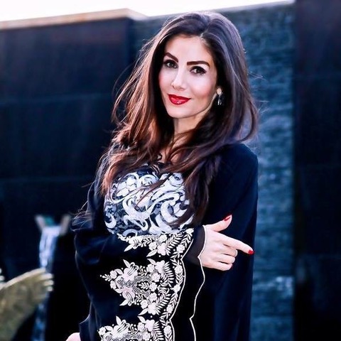 Suzie Demetri-Robertson. Image 19